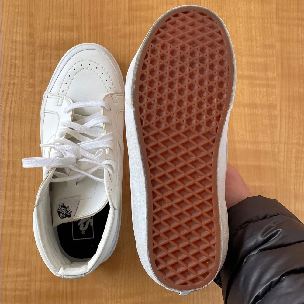 VANS Leather Sk8-Hi True White Sneakers Womens Size 9.5 - Picture 8 of 11